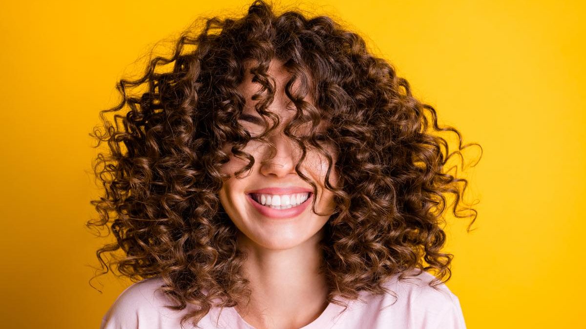 The Curly Girl Method - curly girl hair method